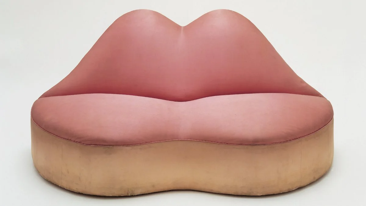 Read more about the article Museum Exhibit: Surreal Things at the V&A